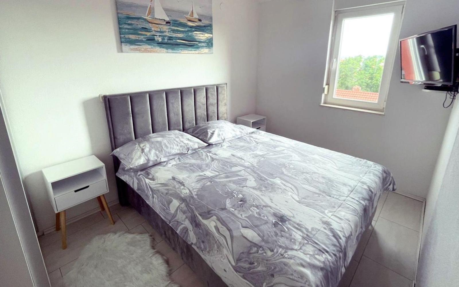 Apartman Moon Zadar Exteriör bild